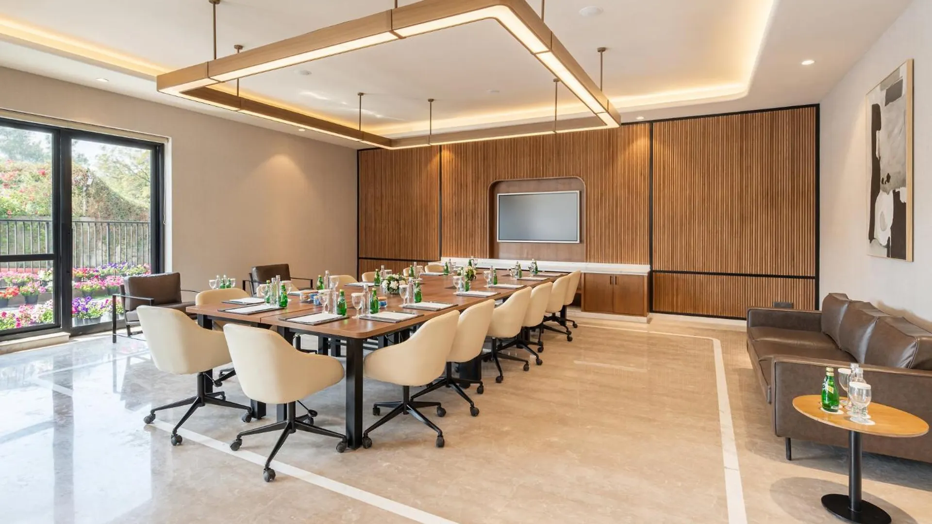 Holiday Inn Gurgaon Nh8 By Ihg 4*,  인도