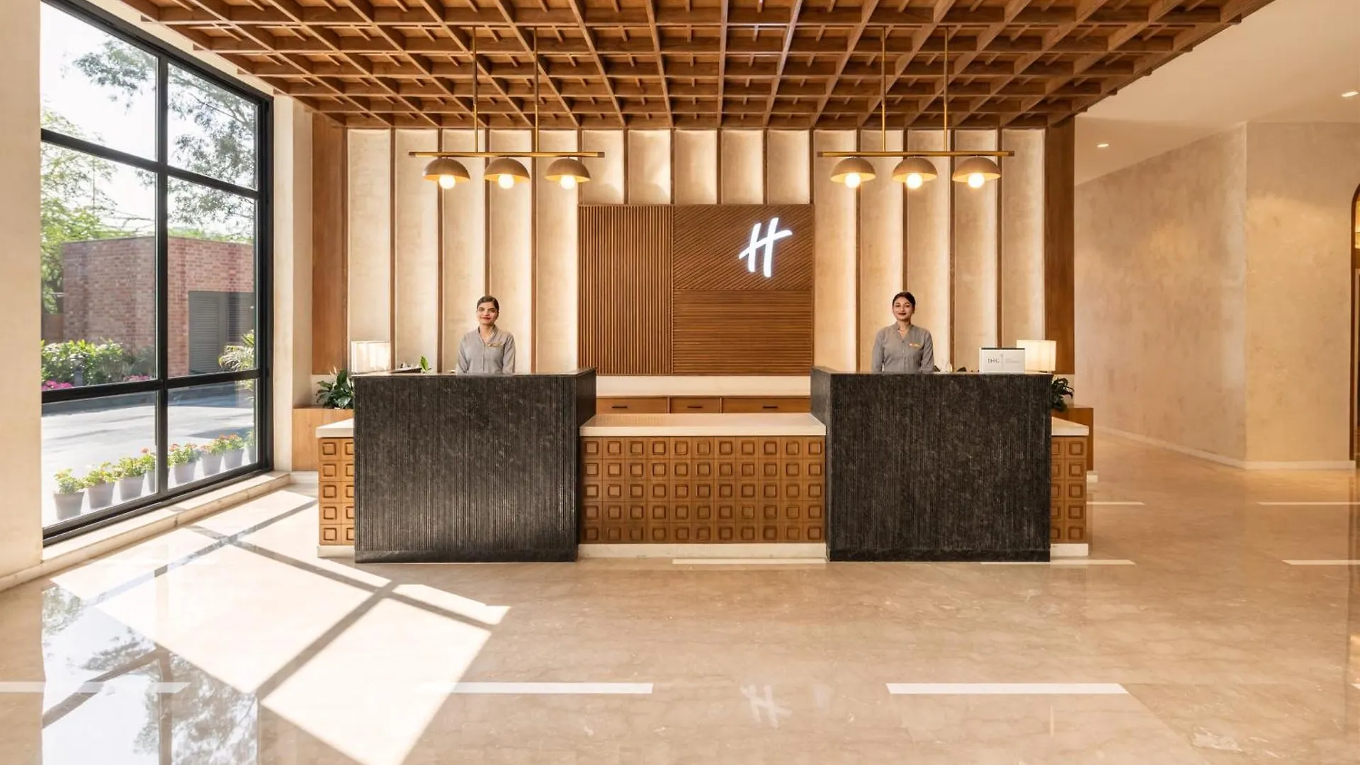 Holiday Inn Gurgaon Nh8 By Ihg 호텔