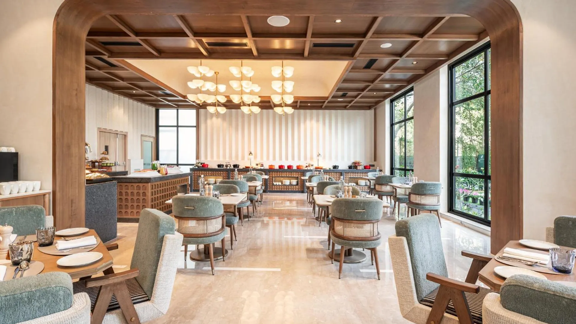 Holiday Inn Gurgaon Nh8 By Ihg