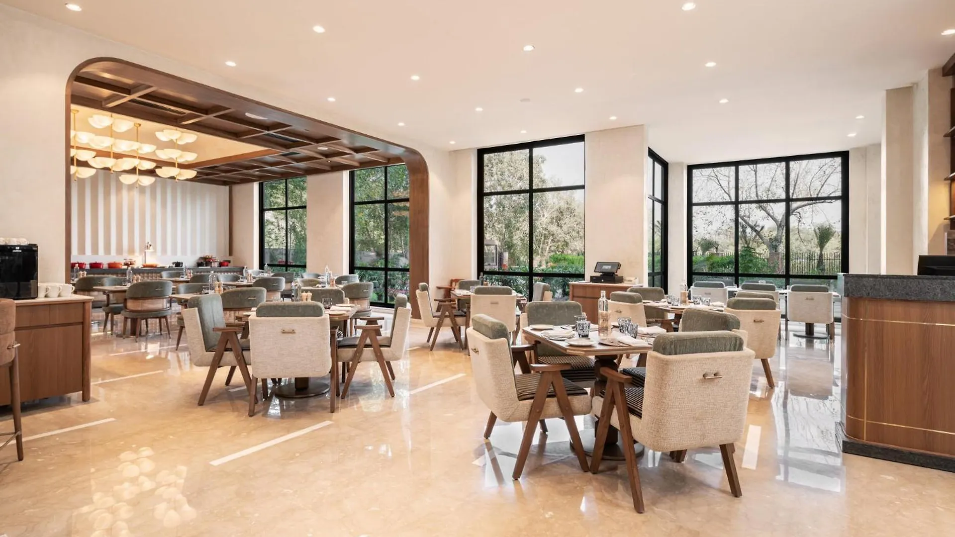 Holiday Inn Gurgaon Nh8 By Ihg