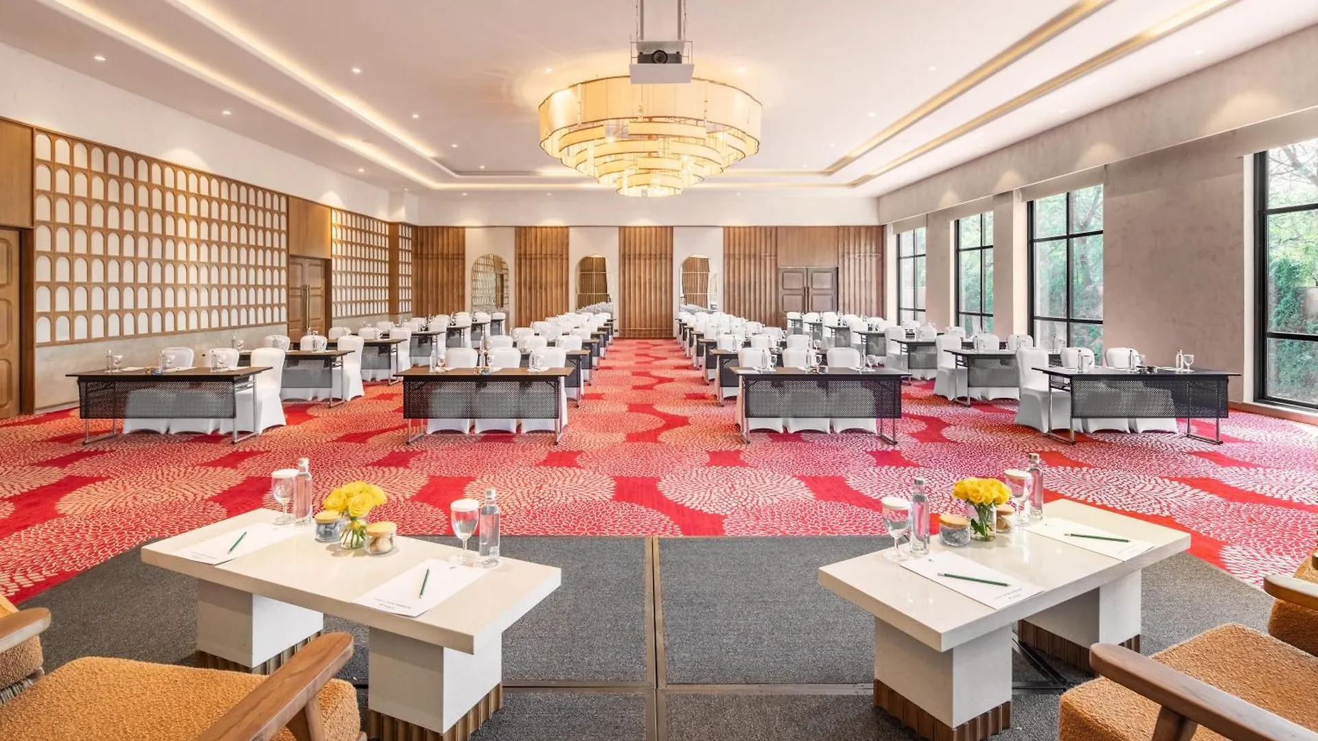 Holiday Inn Gurgaon Nh8 By Ihg 4*,  인도